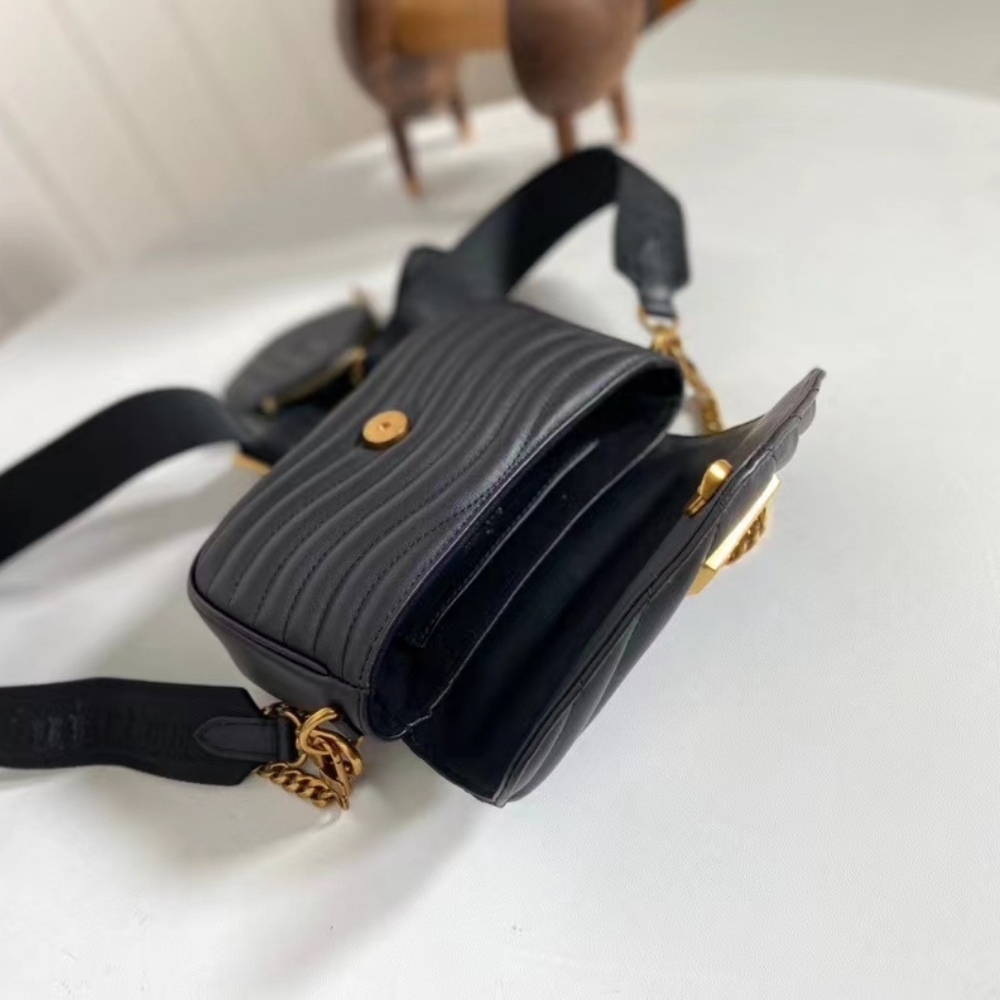 <AUTHENTIC>Louis Vuitton bag - image 2